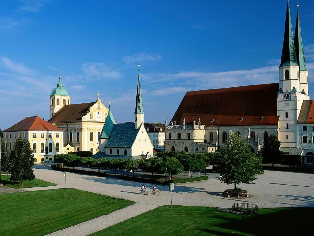 Апартаменты Wohnen Am Bach Haiming Экстерьер фото